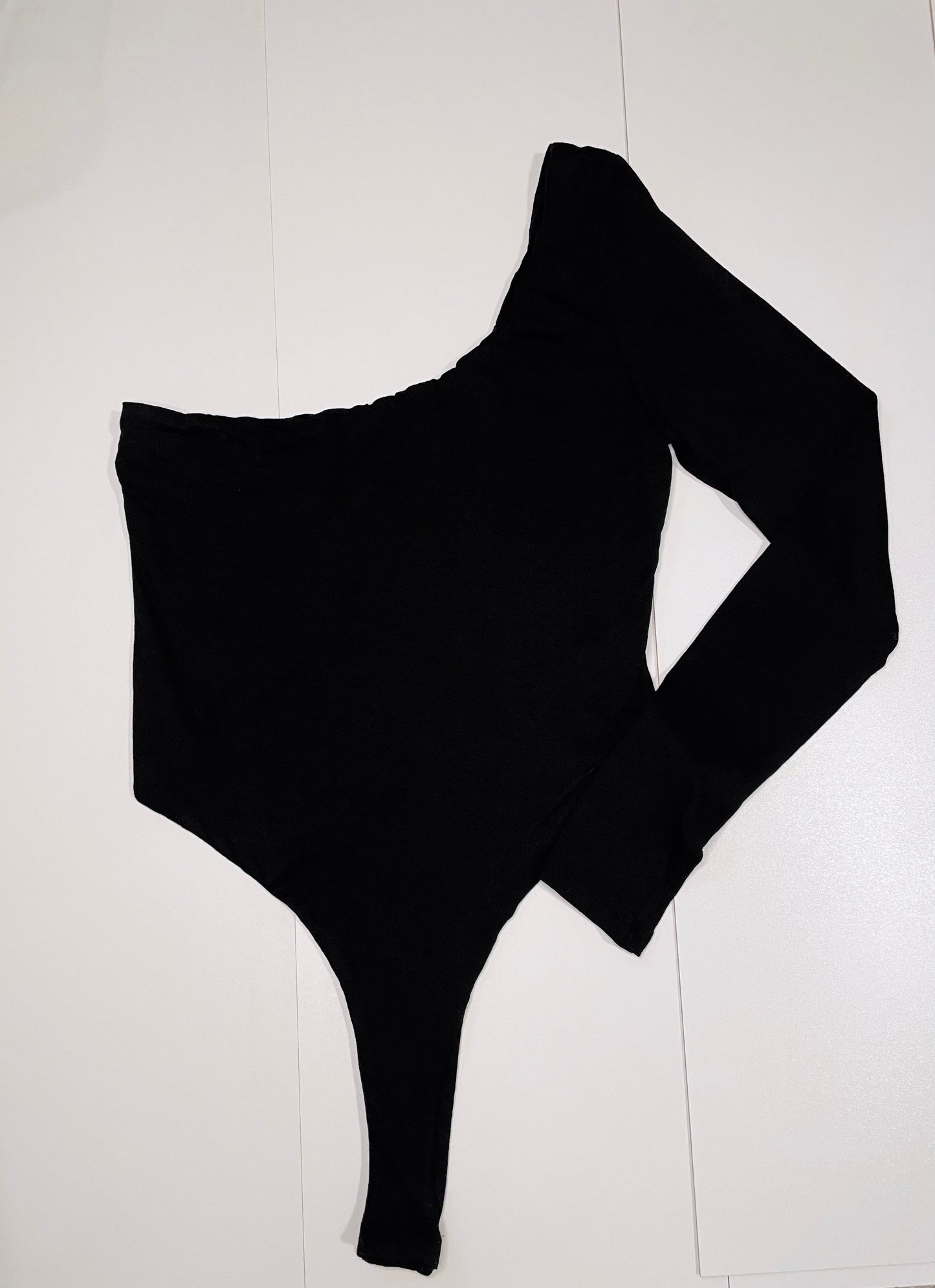 One long Sleeve Bodysuit